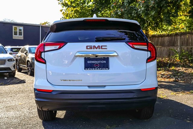 2022 Gmc Terrain SLE photo 4