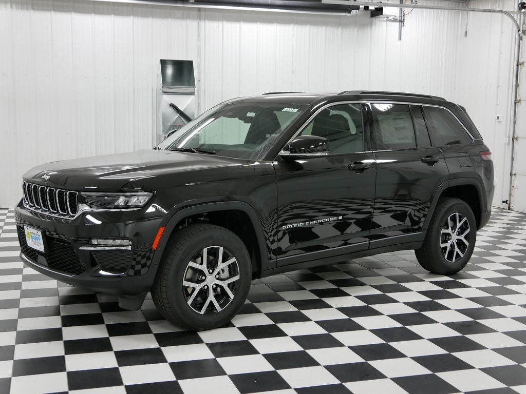 2025 Jeep Grand Cherokee Limited photo 4