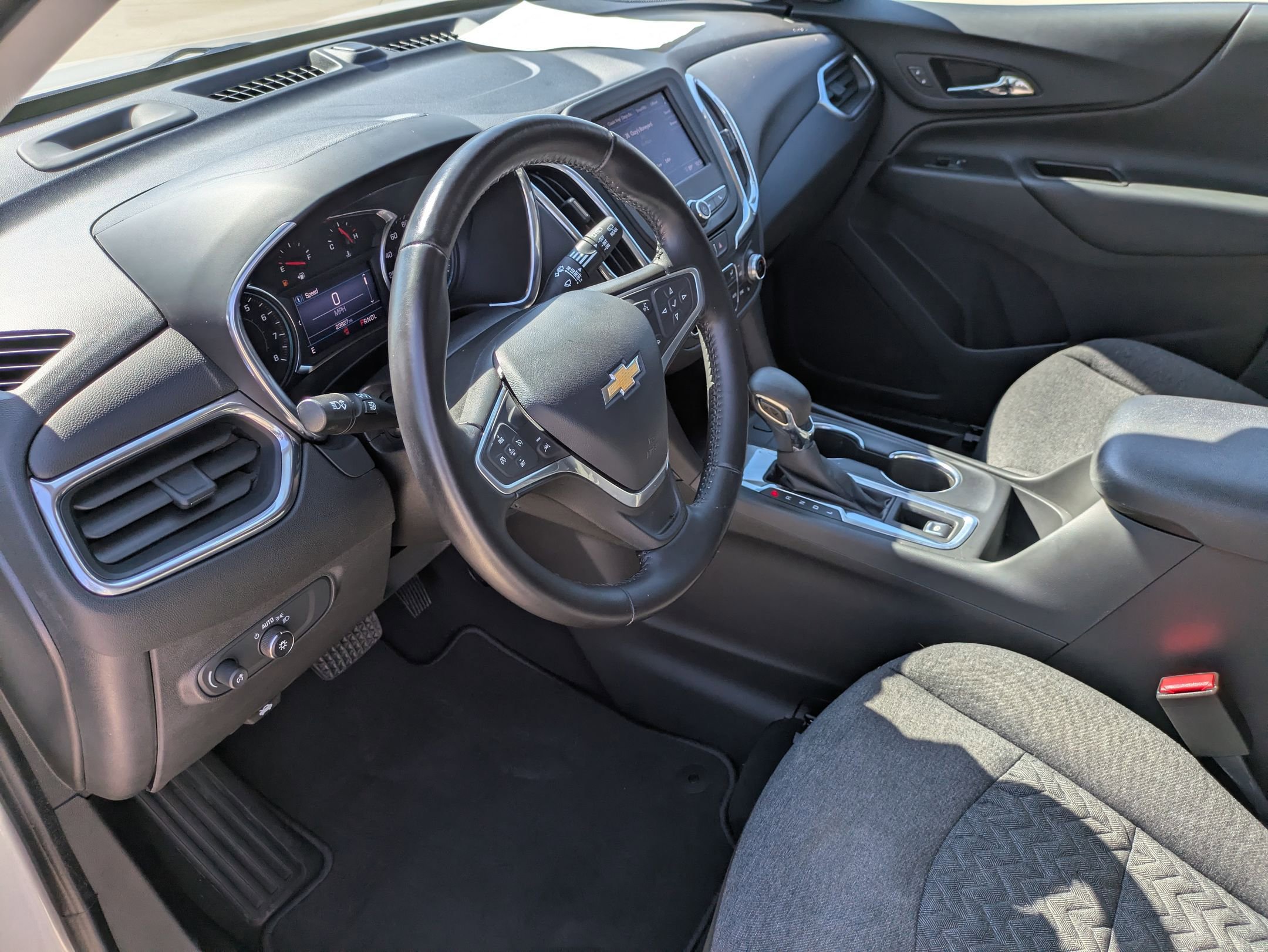 2022 Chevrolet Equinox LT photo 10