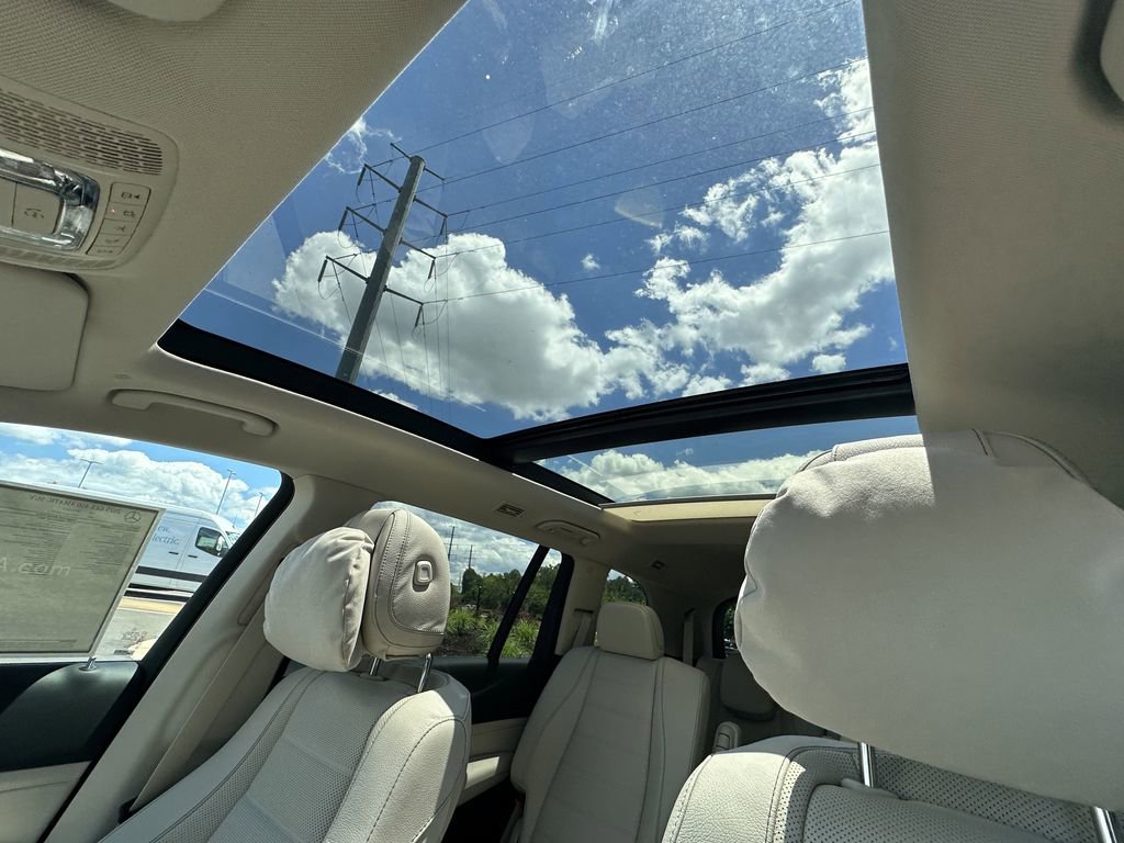 2025 Mercedes Benz GLS 450 4MATIC photo 32