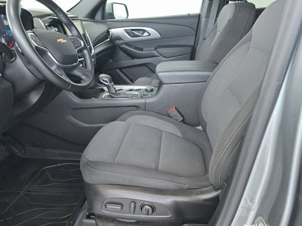 2023 Chevrolet Traverse Cloth photo 22