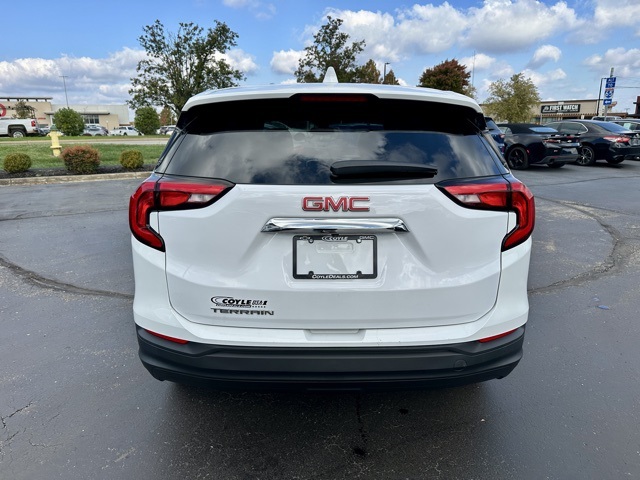 2021 Gmc Terrain SLE photo 4