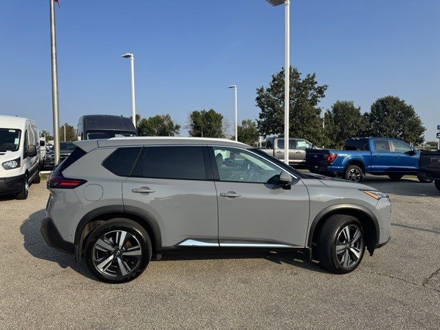 2022 Nissan Rogue SL photo 6