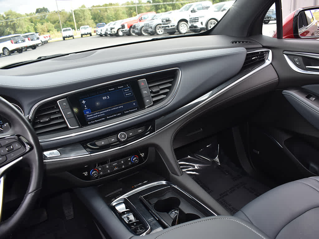 2023 Buick Enclave Premium photo 16