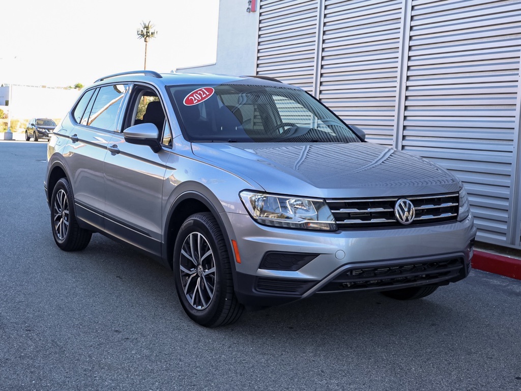 2021 Volkswagen Tiguan S's photo