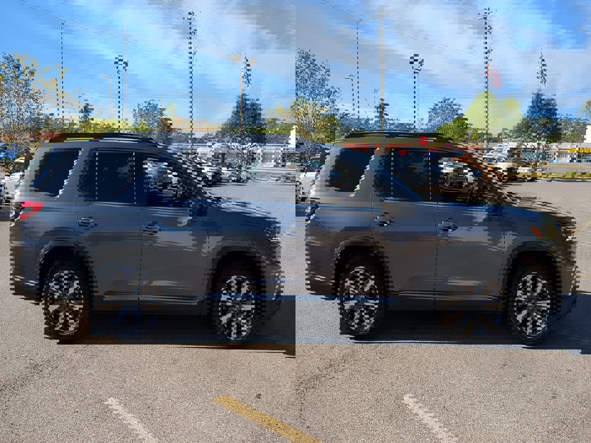 2025 Honda Pilot Touring photo 2