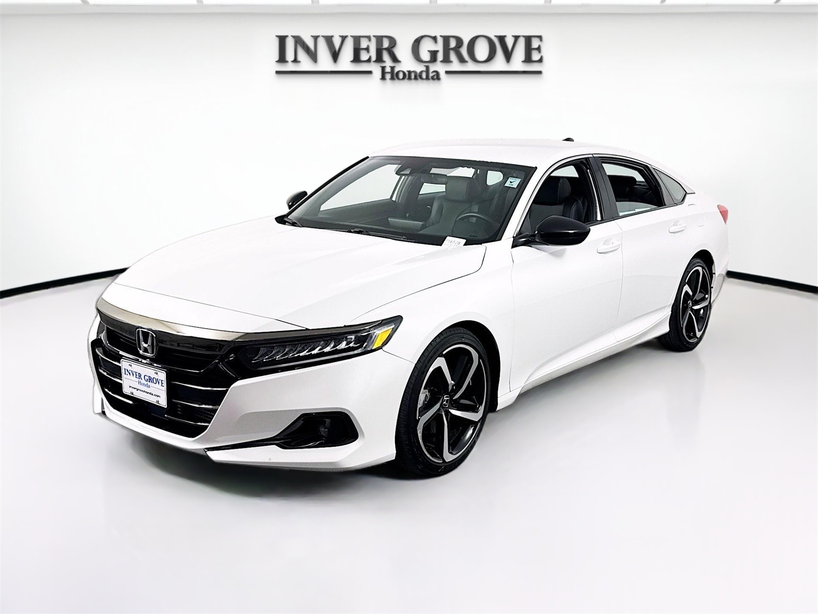 2022 Honda Accord Sport's photo