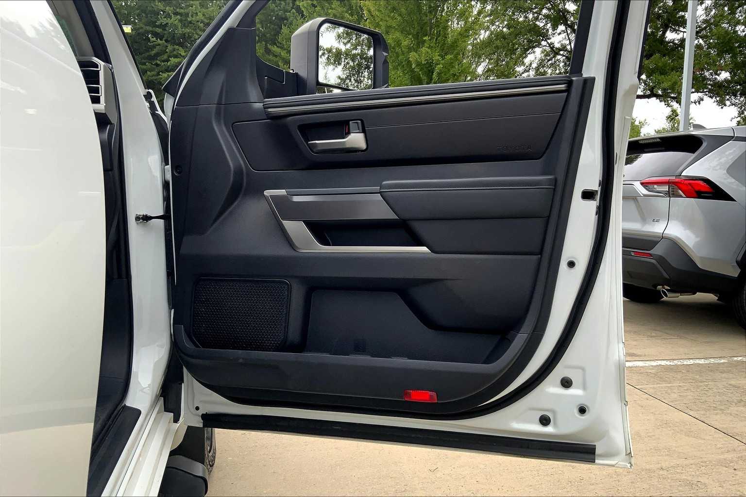 2022 Toyota Tundra SR5 CrewMax photo 20
