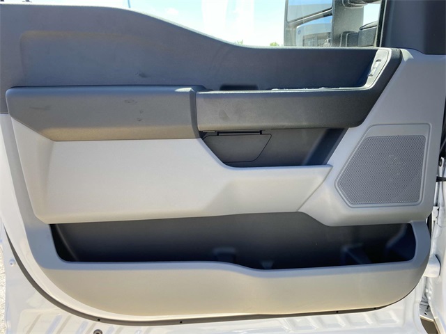 2024 Ford F-550 photo 13