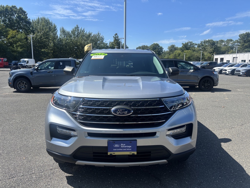 2022 Ford Explorer XLT photo 2