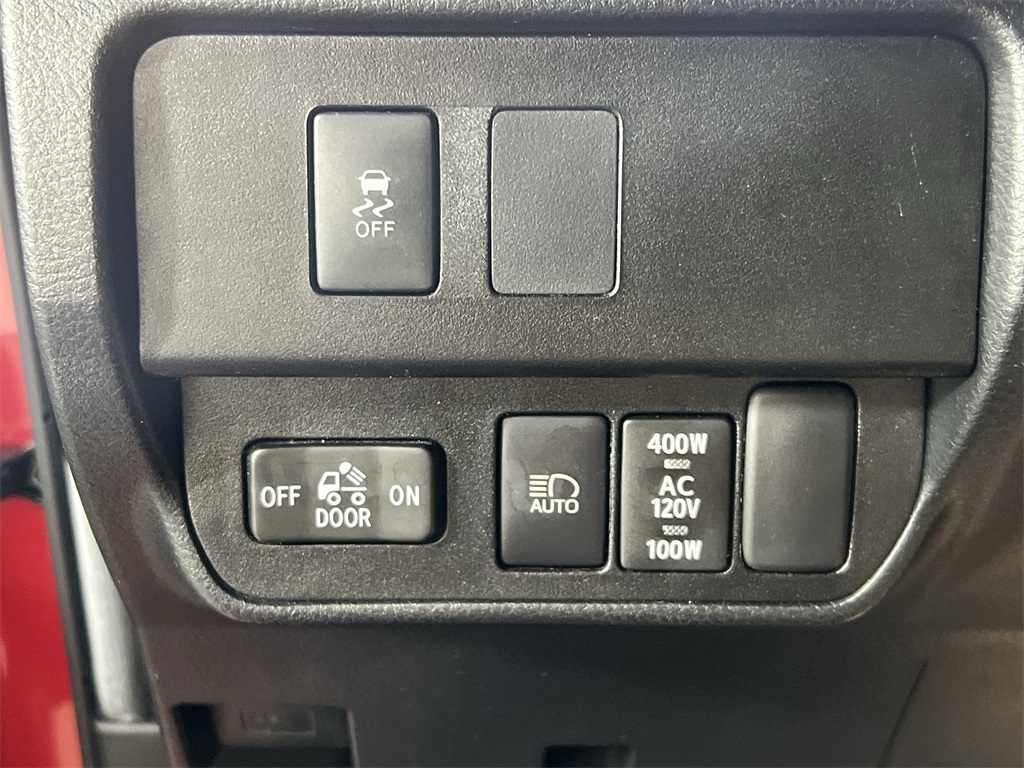 2022 Toyota Tacoma TRD Off-Road photo 19