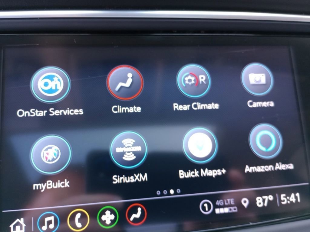 2023 Buick Enclave Essence photo 24