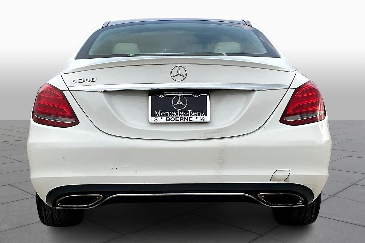 2018 Mercedes Benz C 300 photo 4