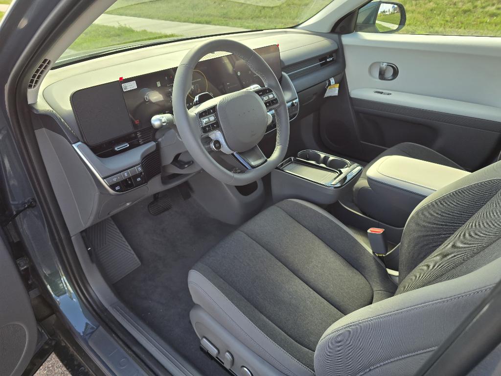 2025 Hyundai Ioniq 5 SE photo 21