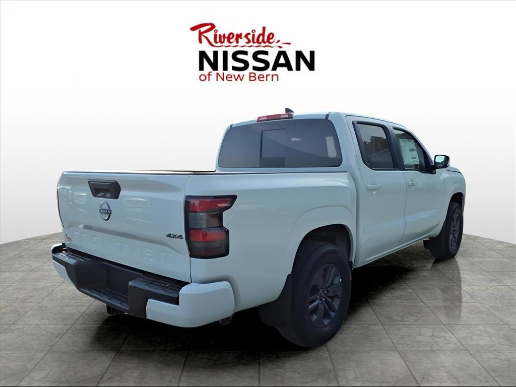 2025 Nissan Frontier SV photo 2