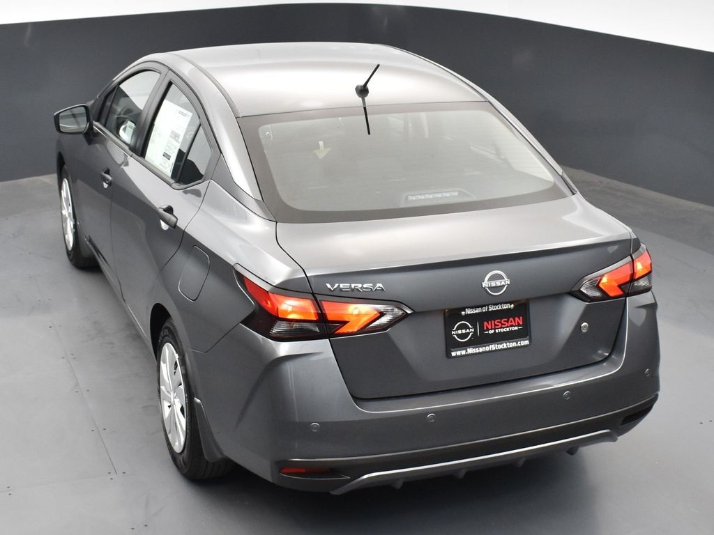 2025 Nissan Versa 1.6 S photo 43