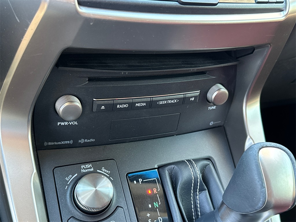 2018 Lexus NX 300h Luxury photo 29