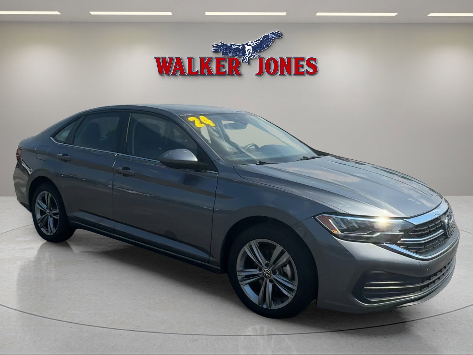 2024 Volkswagen Jetta SE photo 4