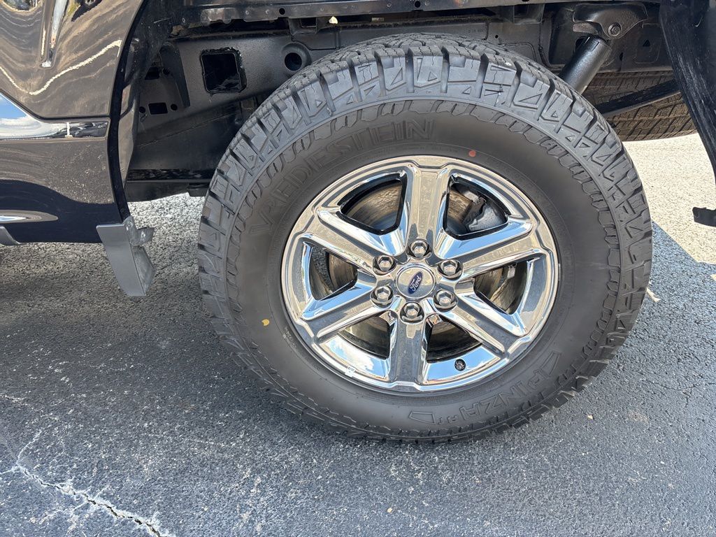 2024 Ford F-150 XLT photo 9