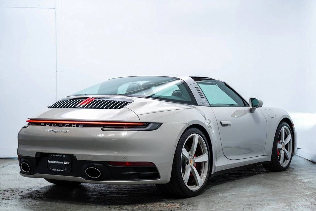 2024 Porsche 911 4S Targa 4 GTS photo 7