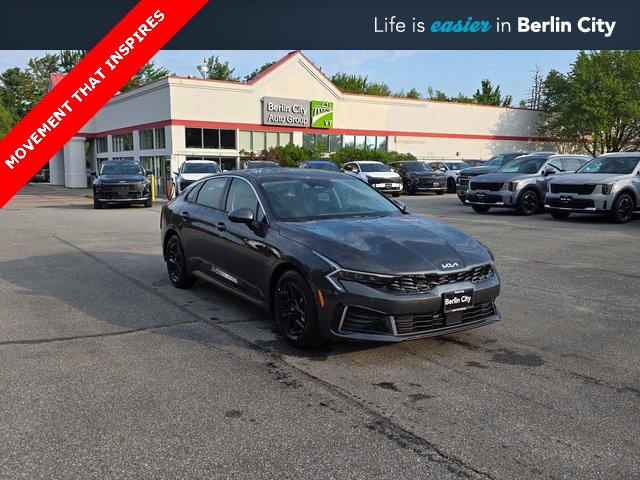 2025 Kia K5 LXS's photo