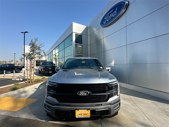 2025 Ford F-150 Platinum photo 2