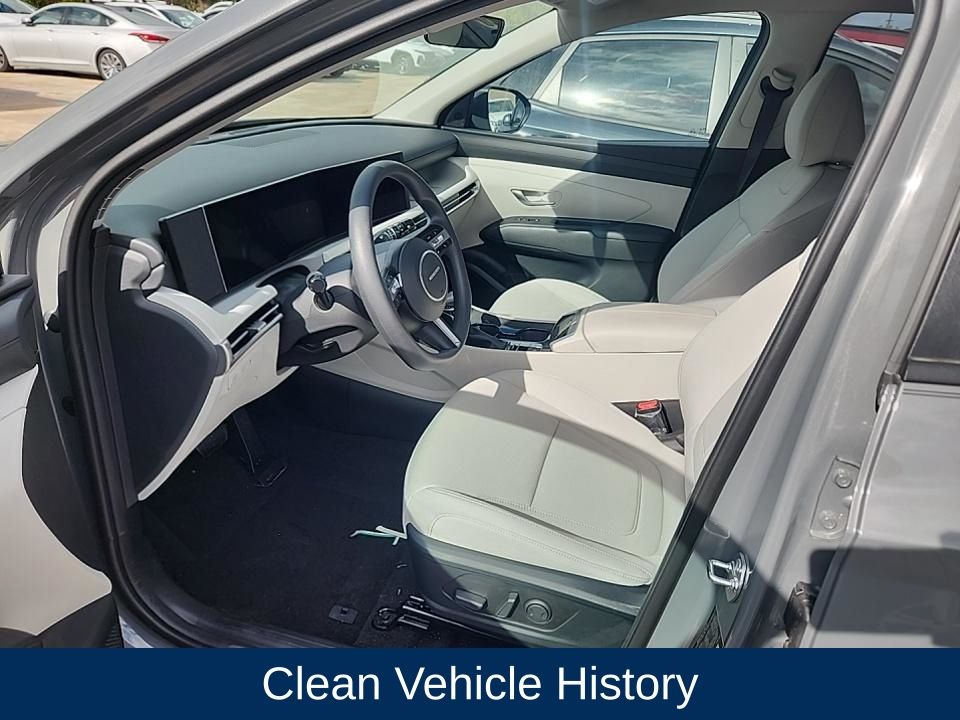 2025 Hyundai Tucson SEL photo 3