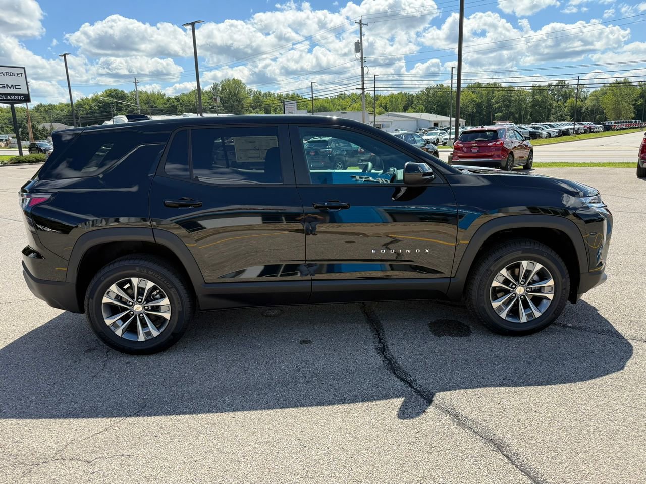 2026 Chevrolet Equinox LT photo 8