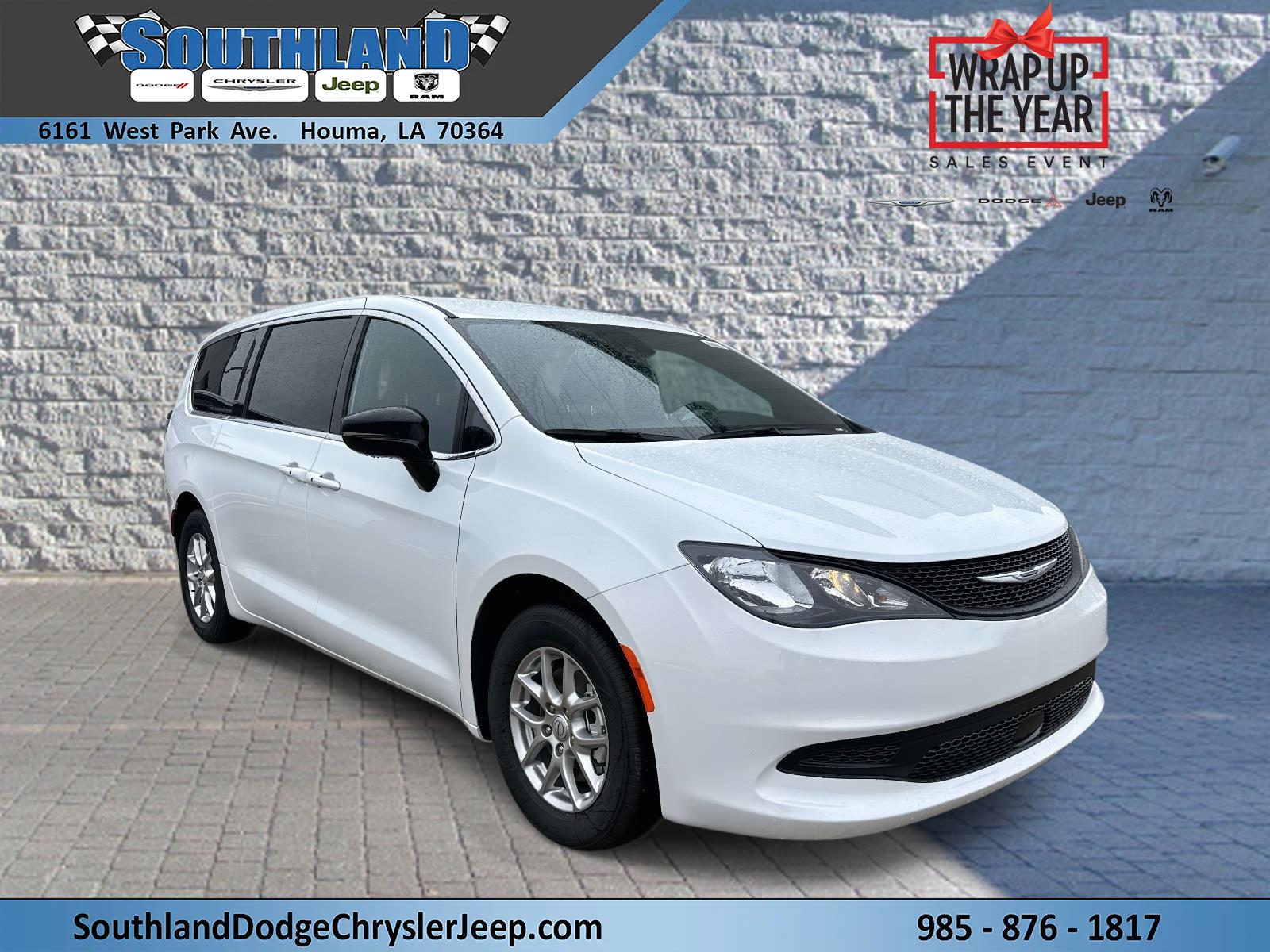 2026 Chrysler Voyager LX's photo