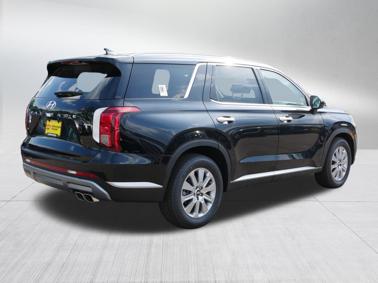 2025 Hyundai Palisade SEL photo 4