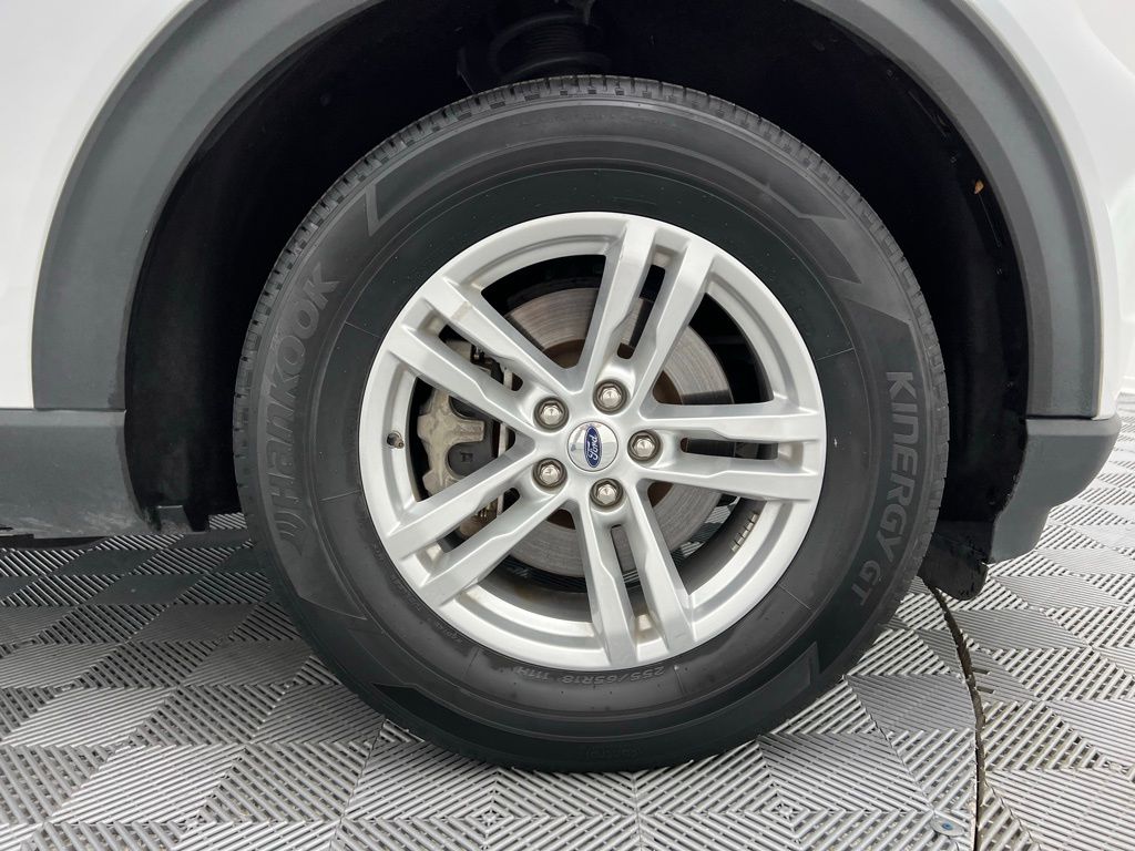 2023 Ford Explorer XLT photo 37