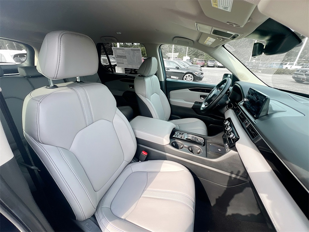 2025 Honda Pilot EX-L photo 28