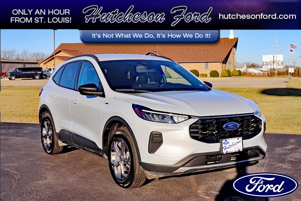 2025 Ford Escape ST-Line's photo