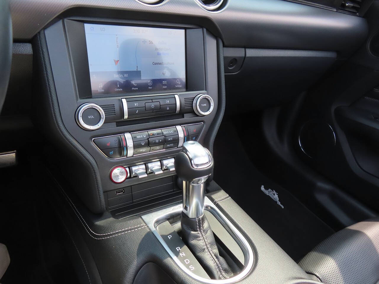 2020 Ford Mustang EcoBoost Premium photo 18