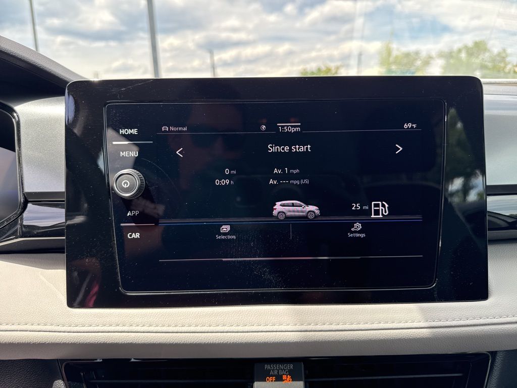 2025 Volkswagen Taos S photo 17