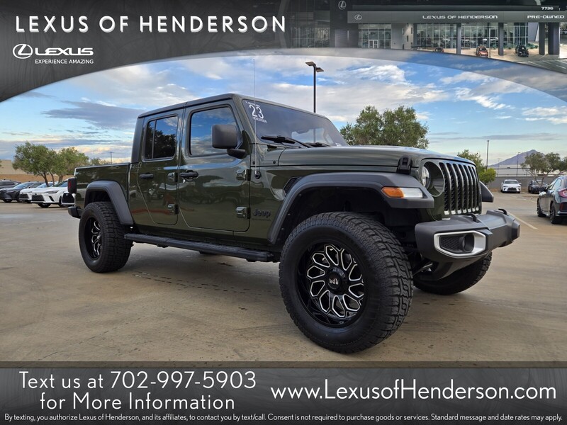 2023 Jeep Gladiator Sport's photo