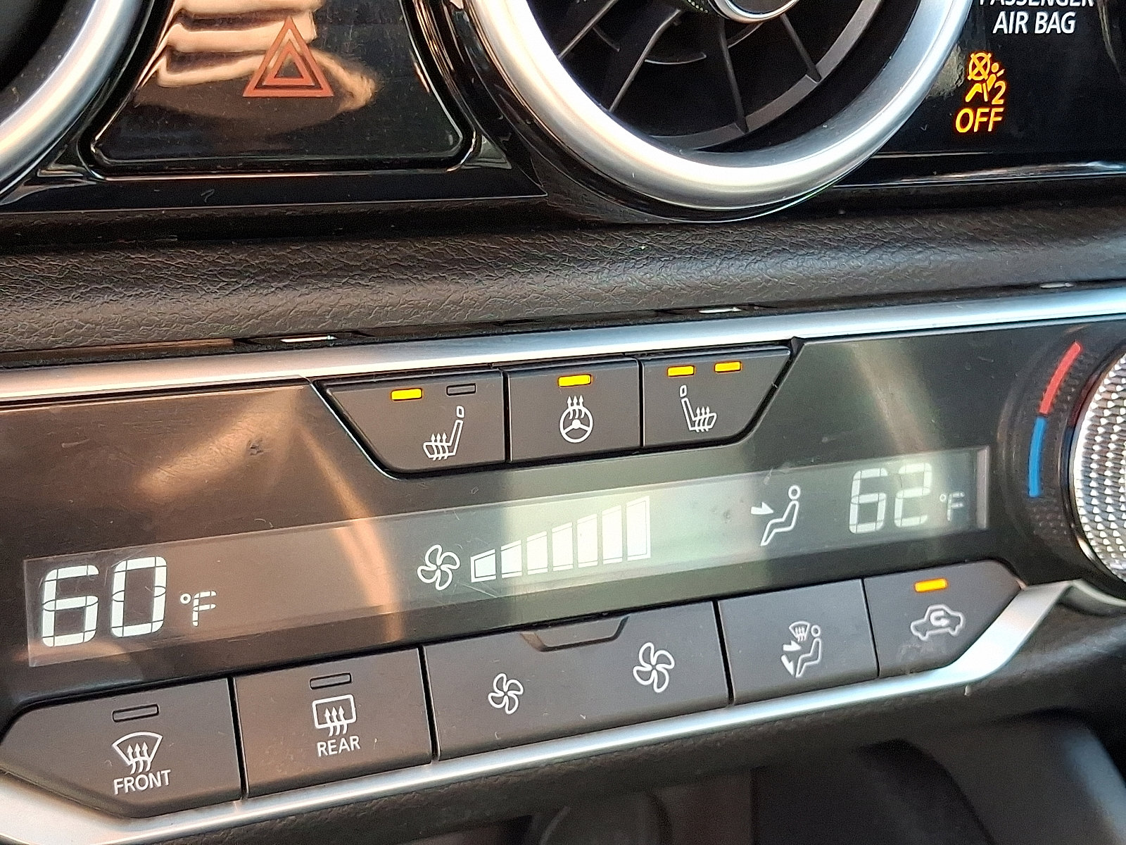 2023 Nissan Sentra SR photo 25