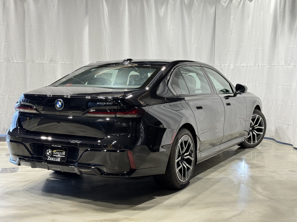 2025 Bmw i7 xDrive60 photo 4