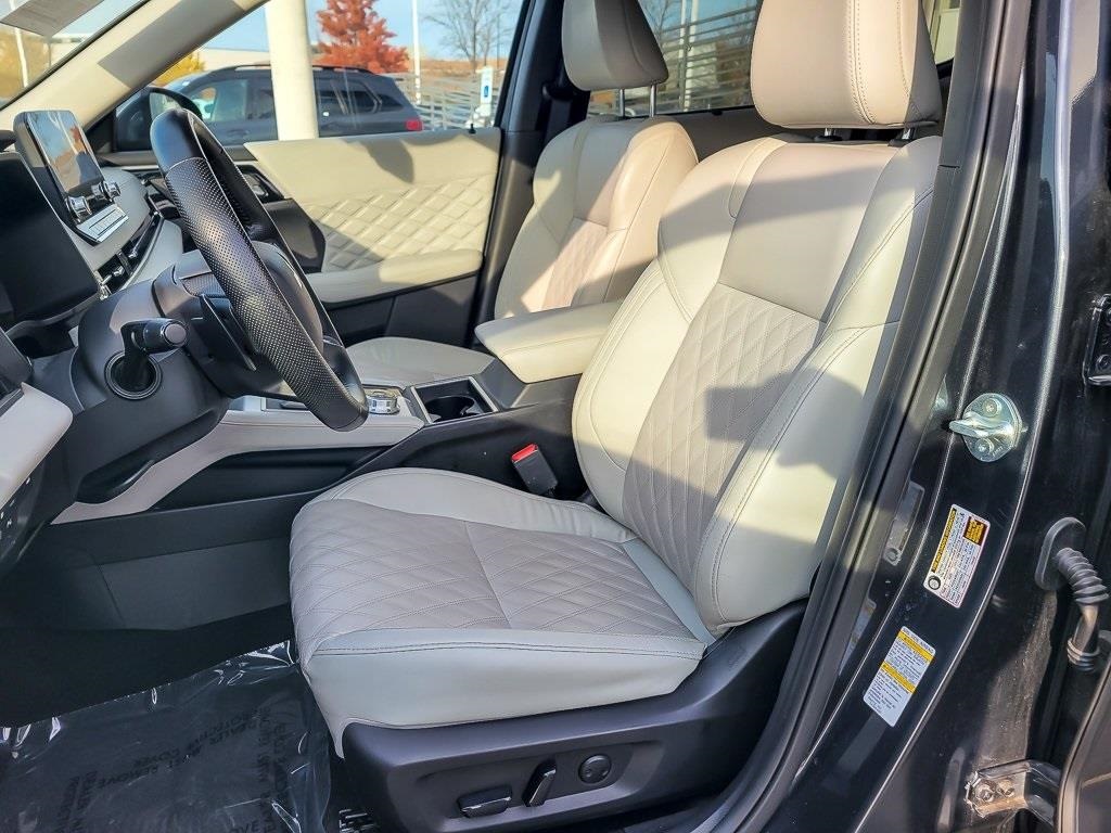 2024 MITSUBISHI OUTLANDER - Image 7