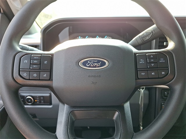 2025 Ford F-350 photo 11
