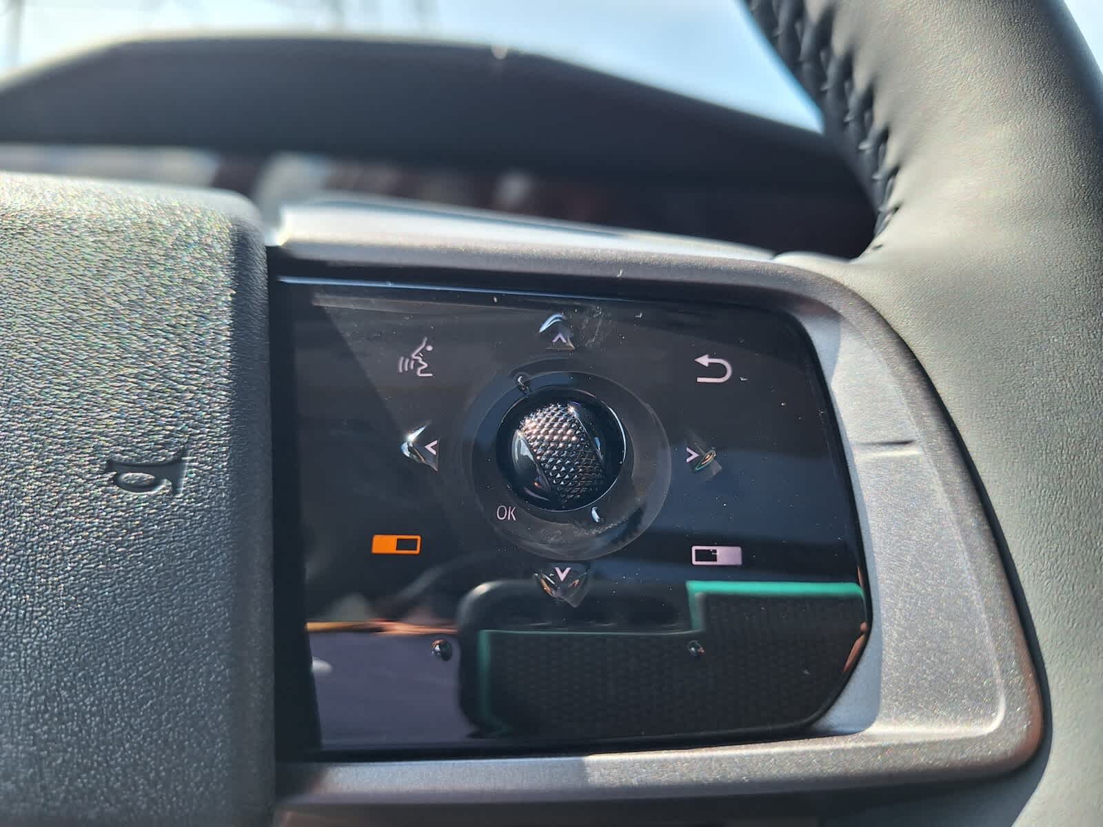 2025 Nissan Murano SL photo 14