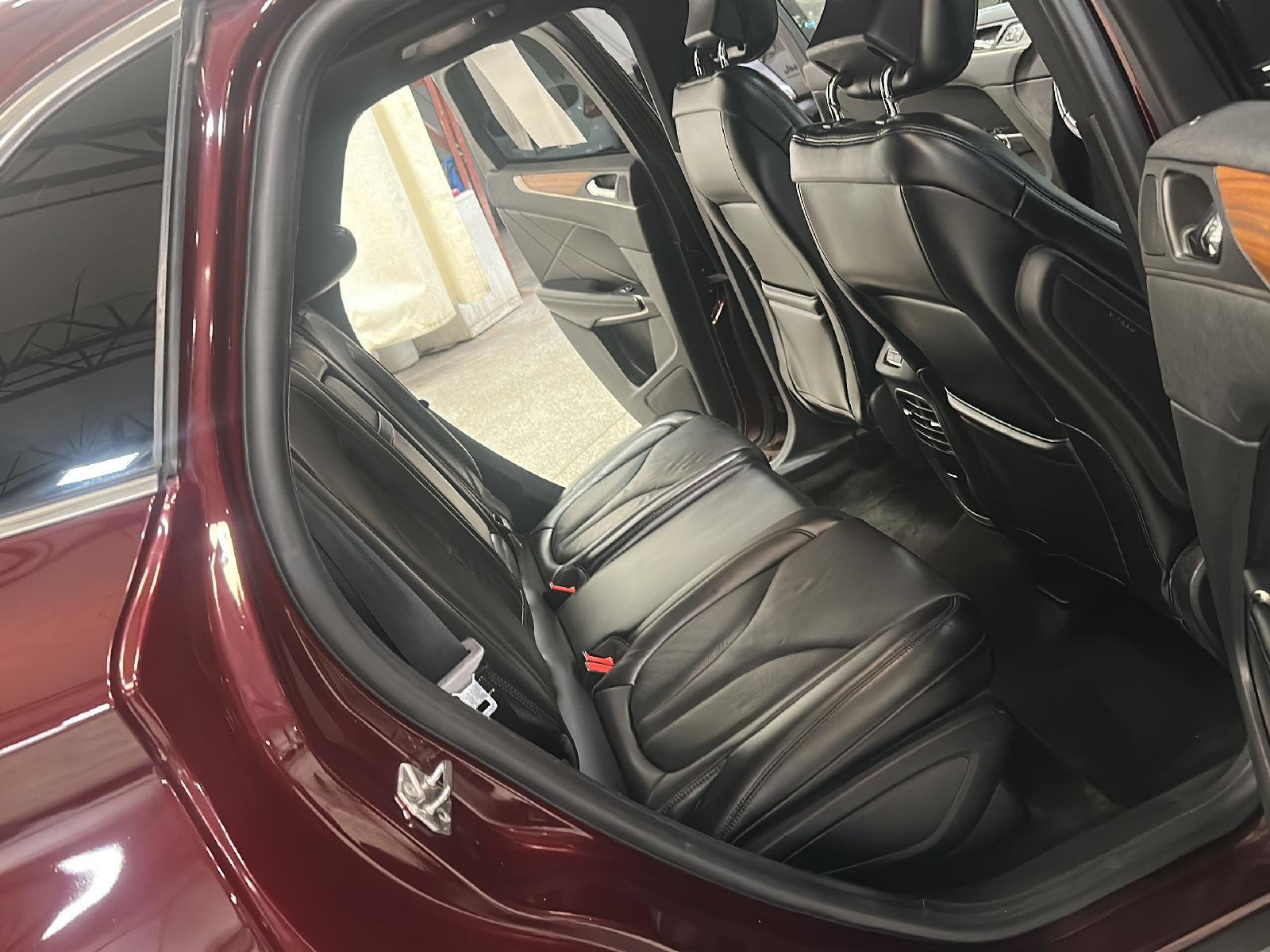 2016 Lincoln MKC Reserve photo 28