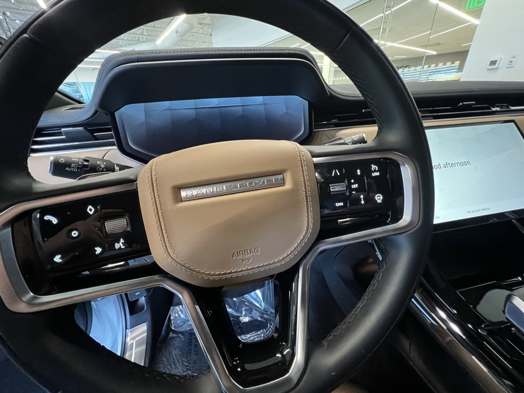 2025 Land Rover Range Rover Sport SE photo 15