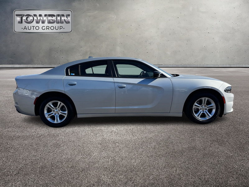 2023 Dodge Charger SXT photo 3