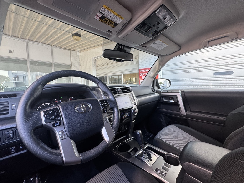 2024 Toyota 4Runner SR5 photo 7