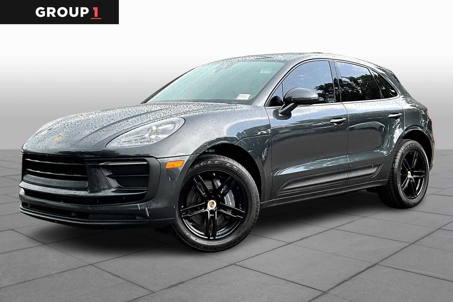 2022 Porsche Macan Base