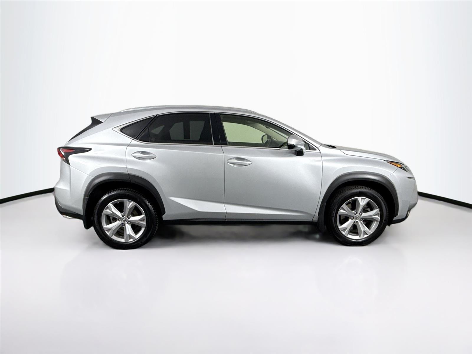 2017 Lexus NX 200t Luxury photo 5