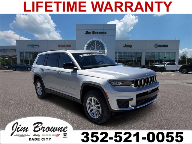 2025 Jeep Grand Cherokee L Laredo's photo