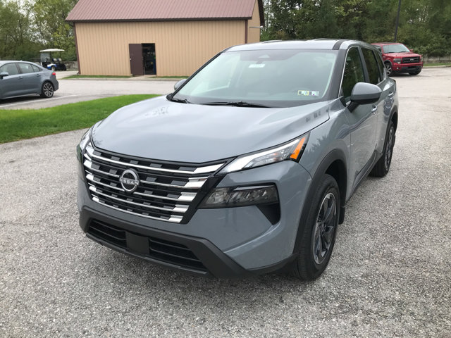 2026 Nissan Rogue SV photo 3