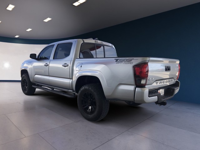 2022 Toyota Tacoma 4x4 SR Double Cab V6 photo 2
